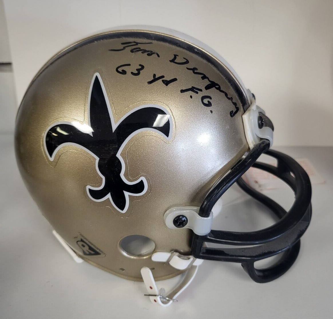 TOM DEMPSEY 63 YD F.G. NEW ORLEANS SAINTS SIGNED AUTOGRAPH MINI HELMET TRI-STAR