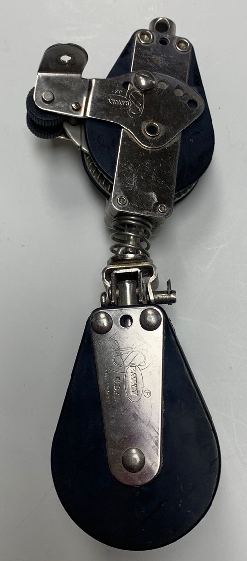 Seaway Fiddl Mainsheet Block Cam Cleat SWIVEL TRIPLE PULLY 7/16