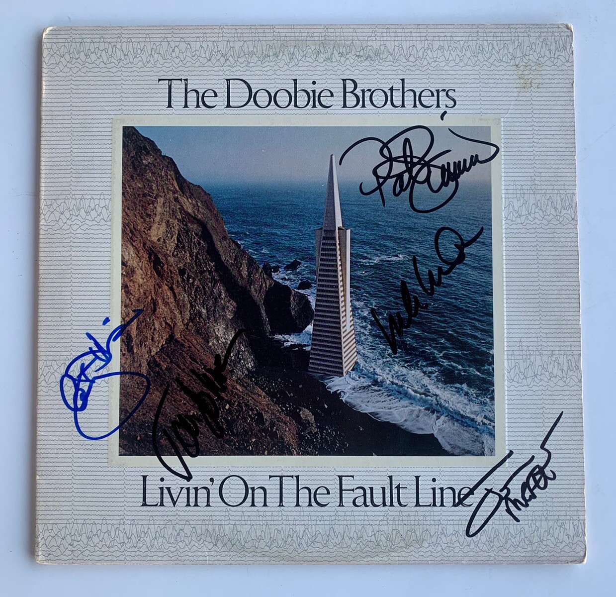 The Doobie Brothers x5 Band Signed Autographed LP Record BAS Guaranteed