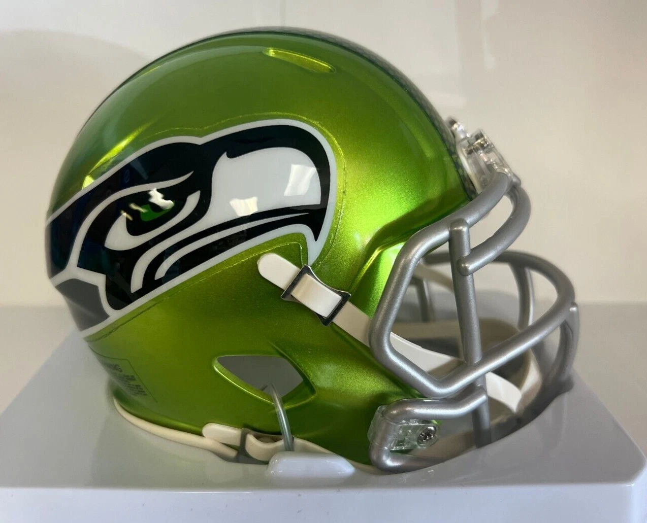SEATTLE SEAHAWKS NFL FOOTBALL TEAM LOGO FLASH RIDDELL MINI HELMET UNSIGNED