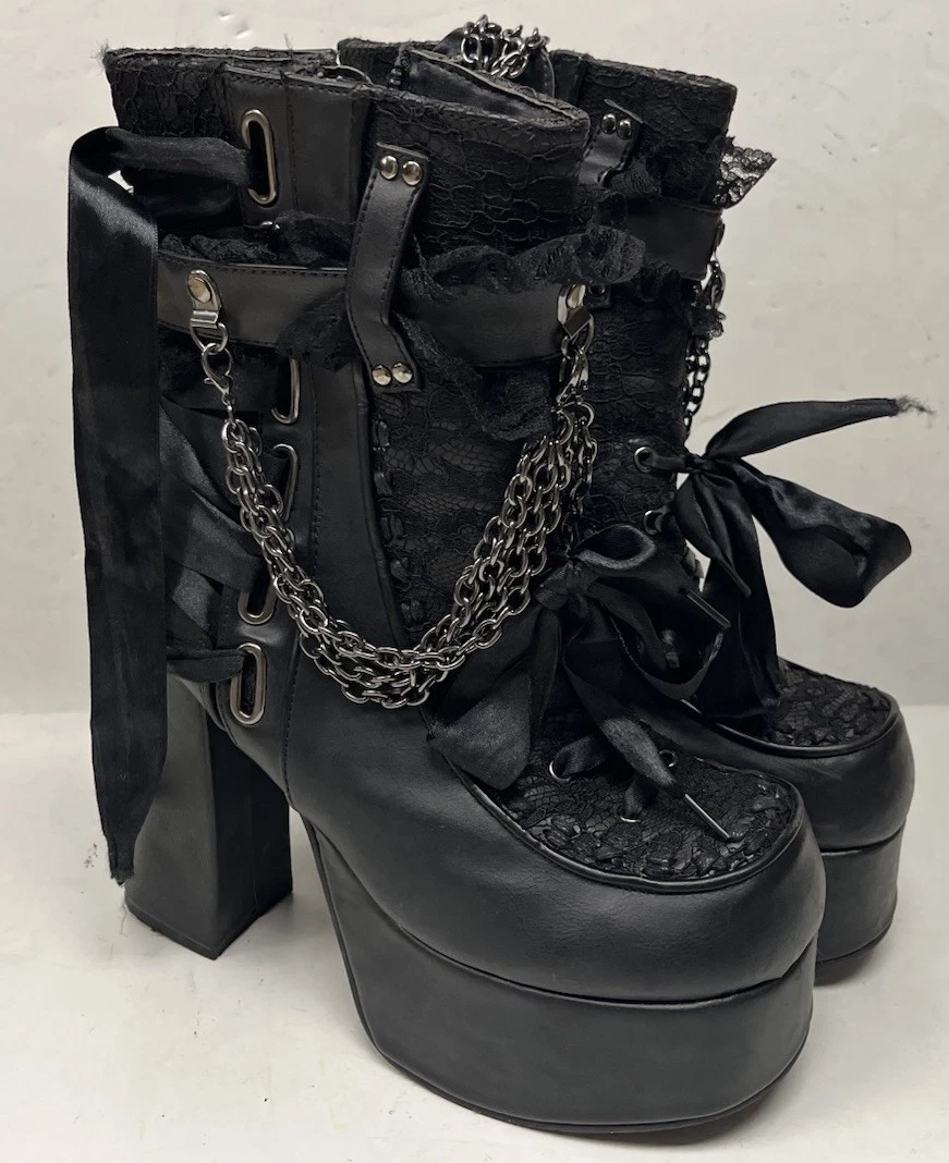 DEMONIA CHARADE 110 WOMEN’S 4” HEEL PLATFORM BLACK LACE ZIP UP BOOTS SIZE 10 COLLECTIBLE MEMORABILIA