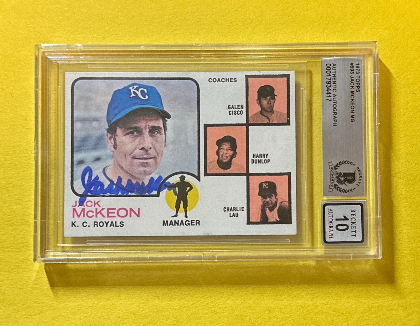 1973 TOPPS JACK MCKEON #593 SIGNED AUTO CARD BECKETT AUTHENTIC 10 ROYALS