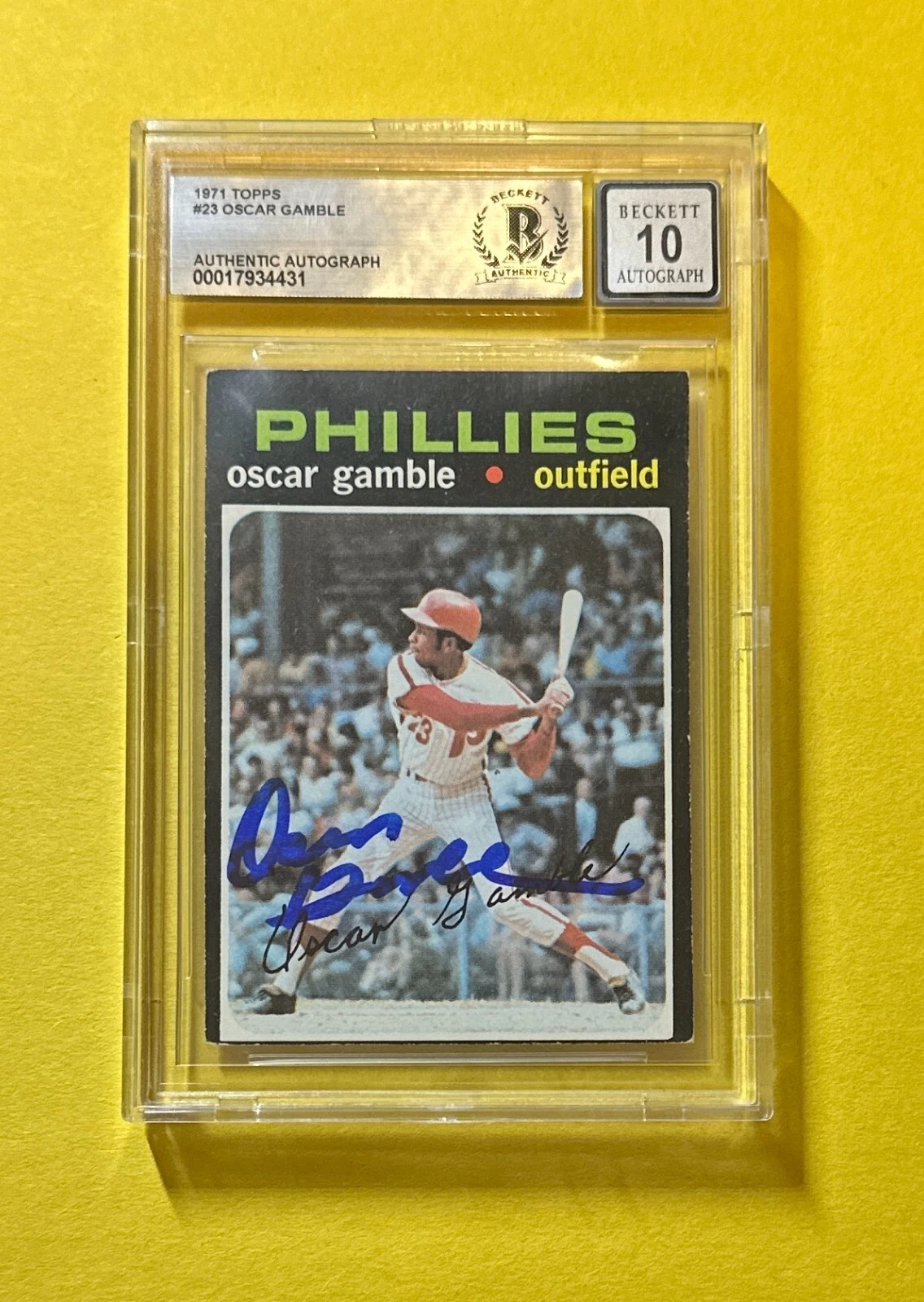 1971 TOPPS OSCAR GAMBLE #23 SIGNED AUTOGRAPHED CARD BECKETT AUTH 10 PHILLIES