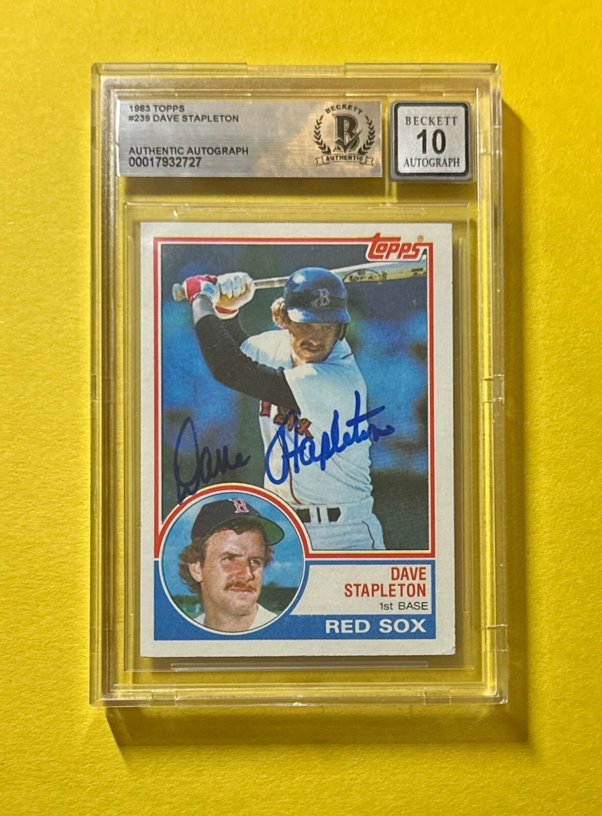 1983 TOPPS DAVE STAPLETON #239 SIGNED AUTOGRAPHED CARD BECKETT AUTH 10 RED SOX