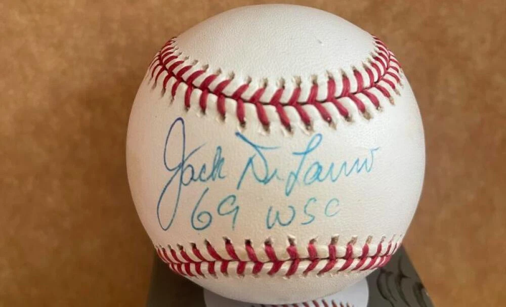 JACK DILAURO METS 69 WSC SIGNED VINTAGE AUTOGRAPHED N.L. BASEBALL BECKETT AUTH