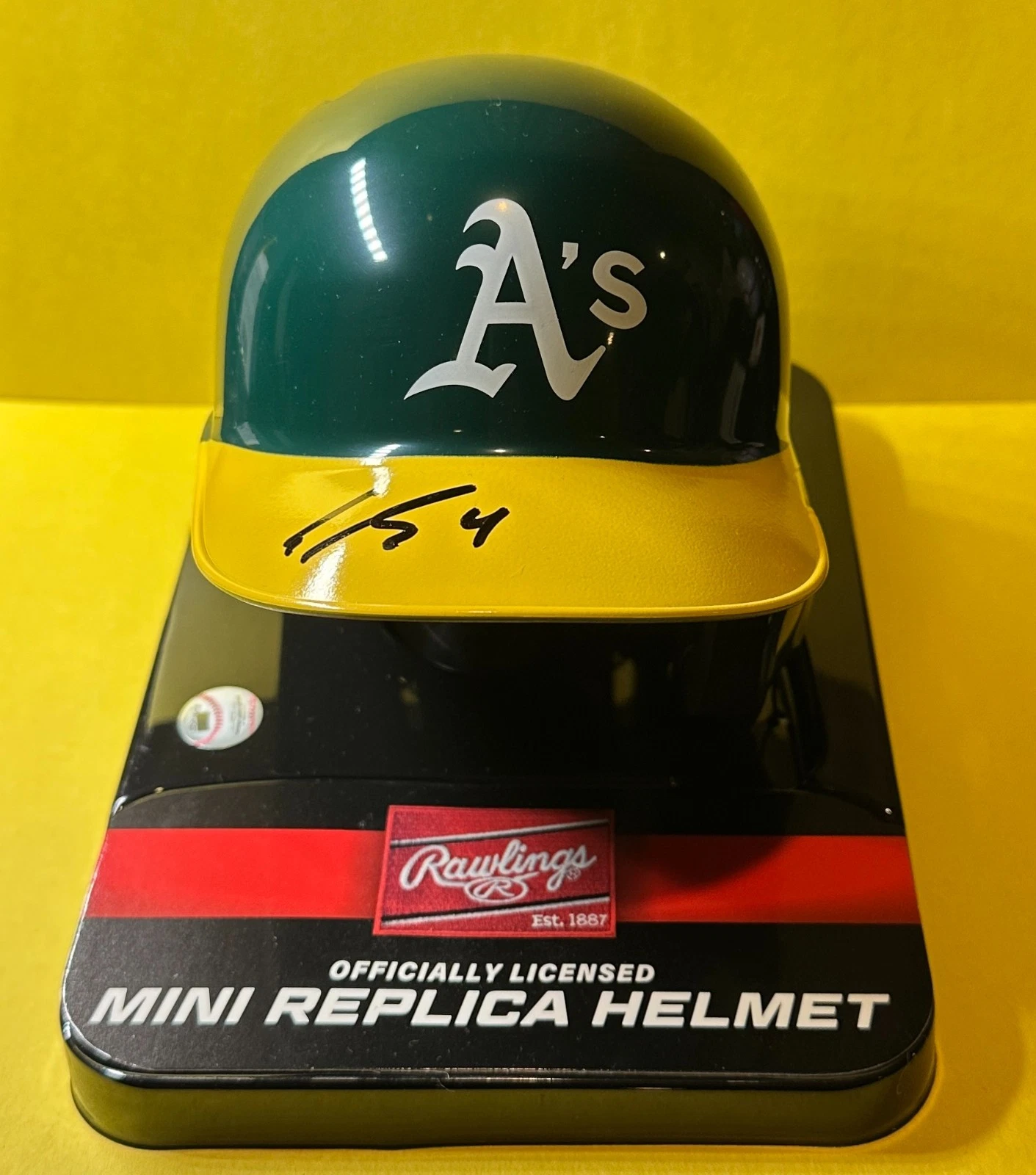 LAWRENCE BUTLER OAKLAND A'S SIGNED AUTOGRAPHED RAWLINGS MINI HELMET BECKETT
