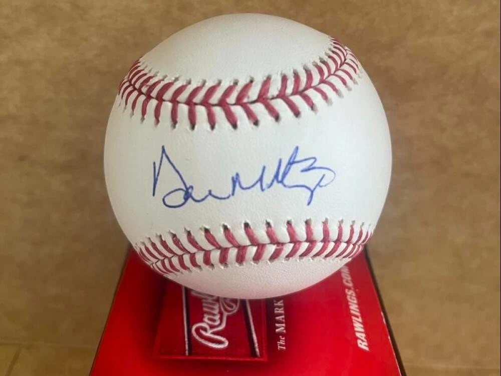 DON MATTINGLY YANKEES  SIGNED AUTOGRAPHED M.L. BASEBALL JSA AUTH