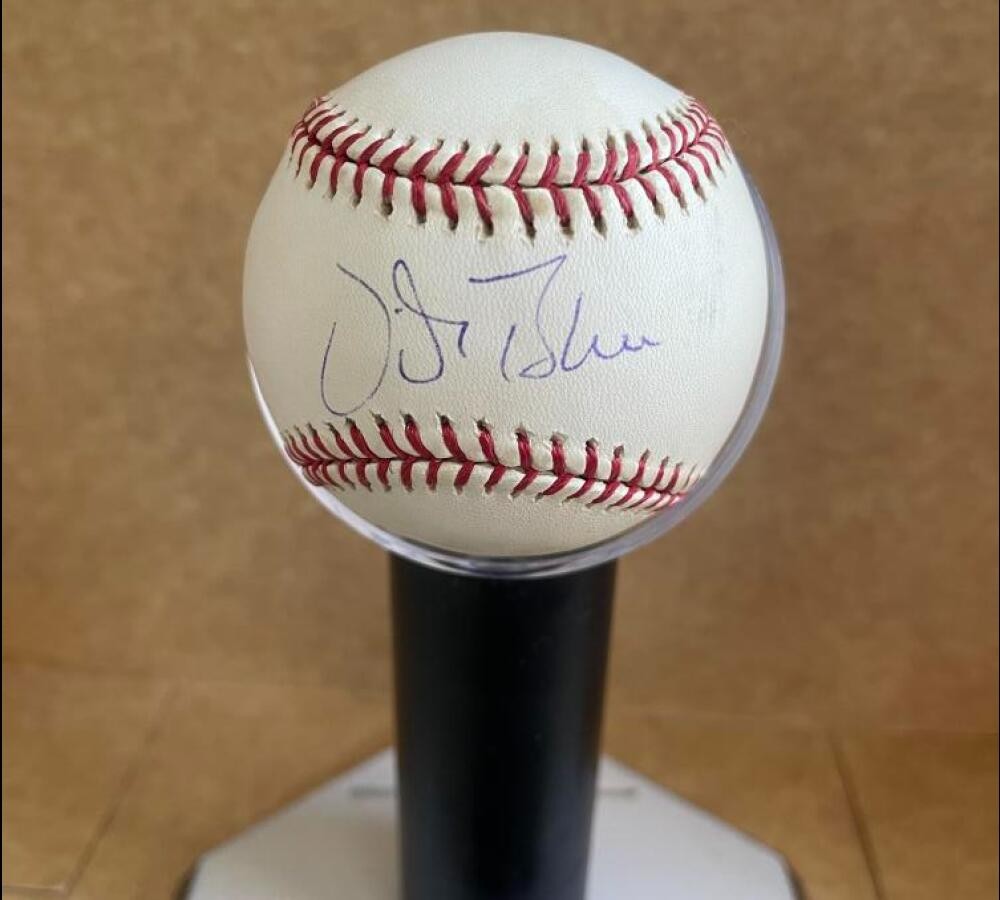 VIDA BLUE A'S/GIANTS SIGNED AUTOGRAPH N.L. BASEBALL BECKETT AUTH