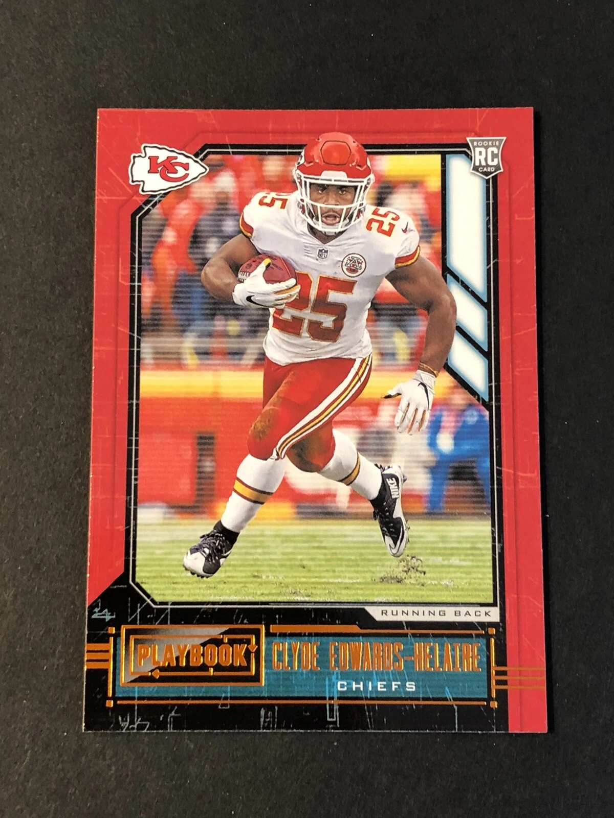 2020 Panini Playbook Clyde Edwards-Helaire Orange Rookie Kansas City Chiefs #121
