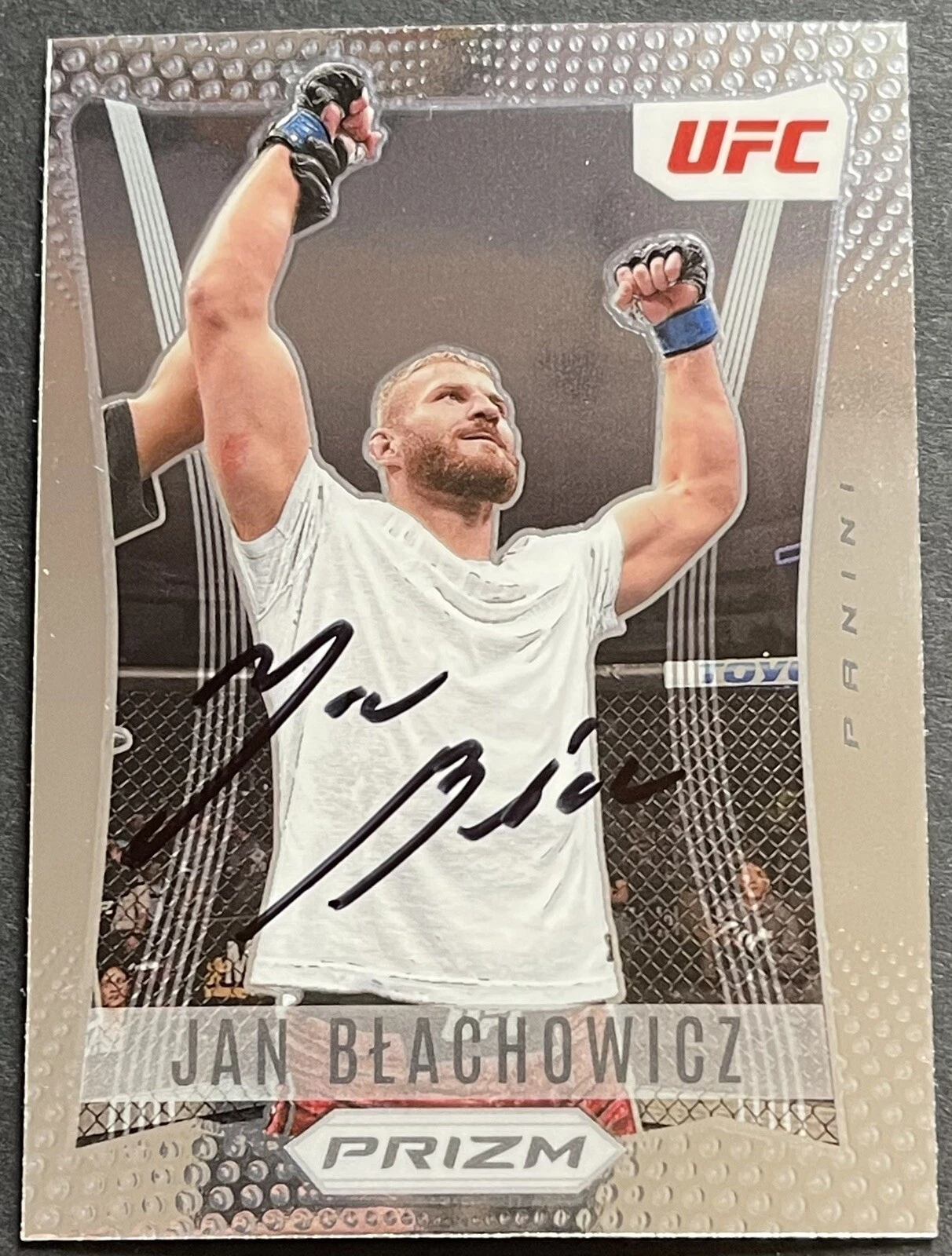 Jan Blachowicz Signed Auto 2022 Prizm UFC Base Card Beckett Coa
