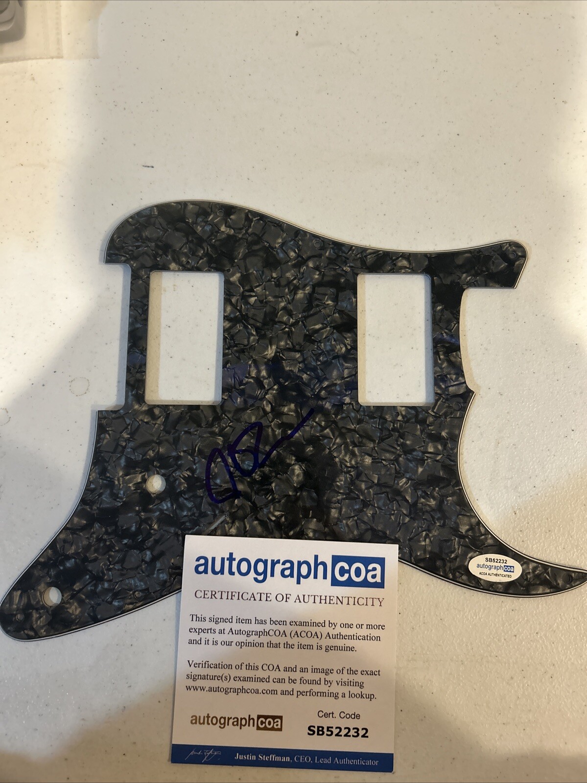 JOHNNY VAN ZANT LYNYRD SKYNYRD SIGNED AUTOGRAPH STRAT PICKGUARD ACOA GUITAR ROCK