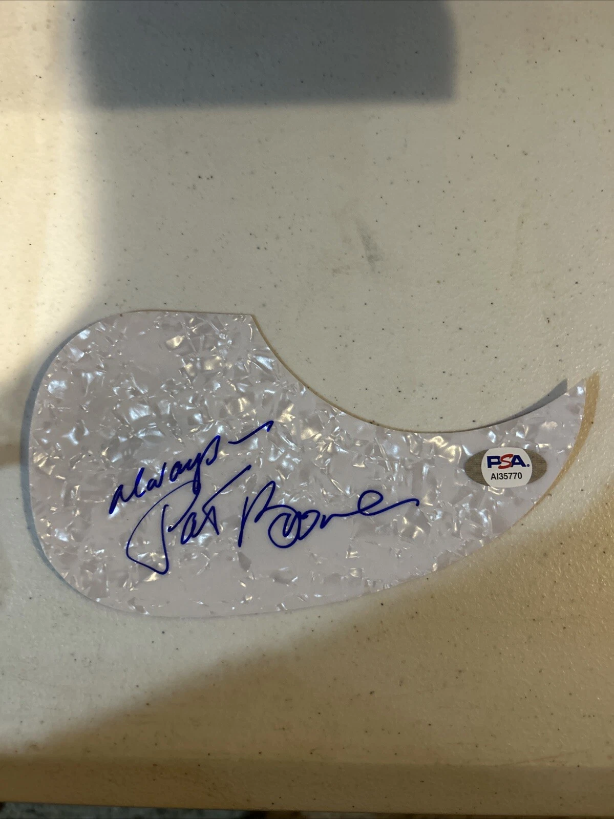 PAT BOONE COUNTRY STAR SIGNED AUTOGRAPH ACOUSTIC PICKGUARD PSA COA GUITAR