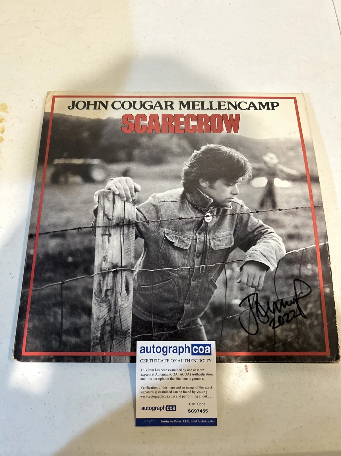 JOHN COUGAR MELLENCAMP SIGNED AUTOGRAPH VINYL ALBUM ACOA SCARECROW RECORD
