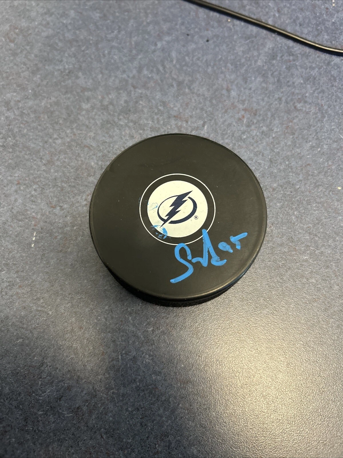 TAMPA BAY LIGHTNING- GABRIEL SZTURC SIGNED AUTOGRAPH LOGO PUCK COA PROSPECT AHL