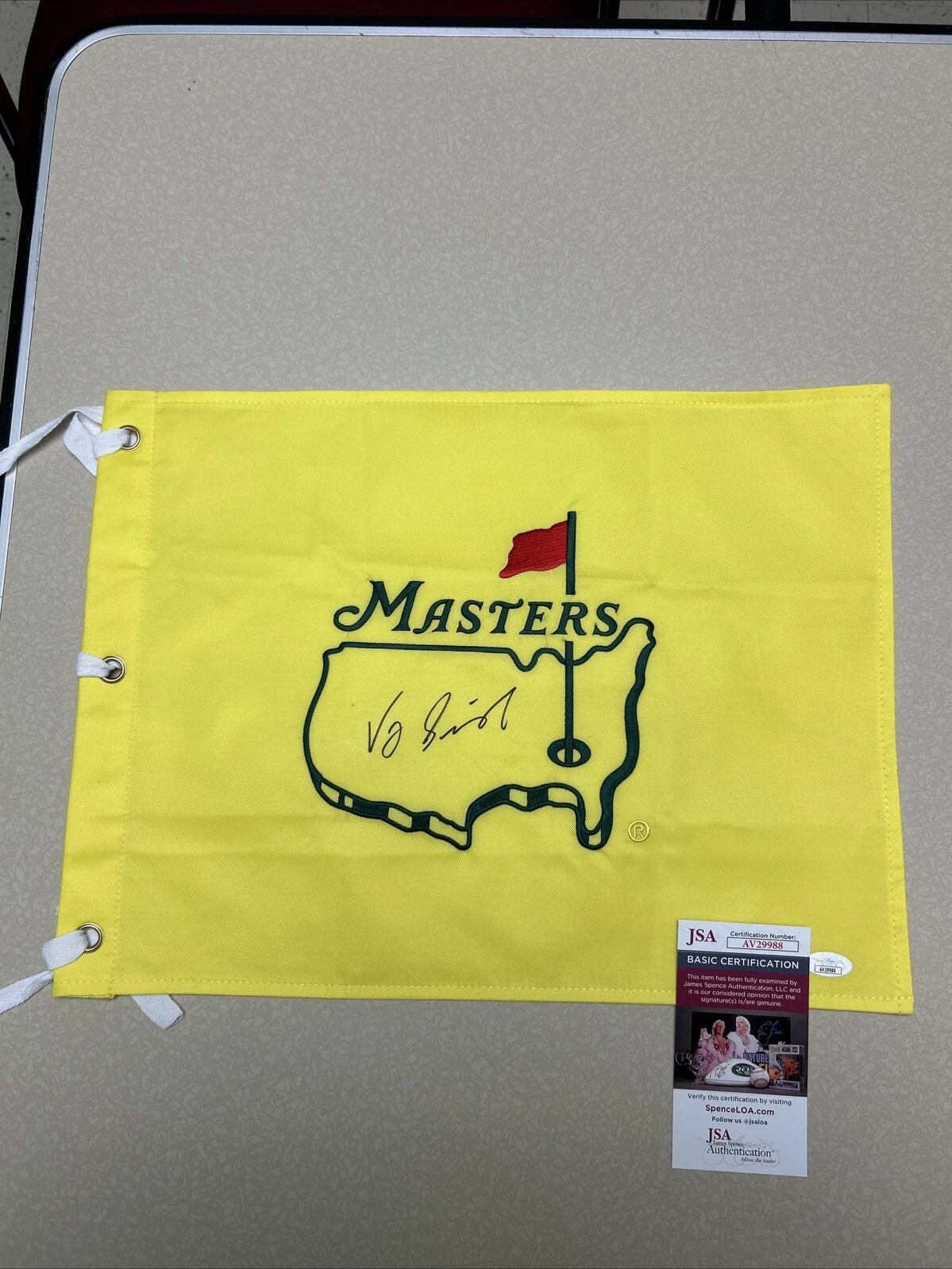 VIJAY SINGH SIGNED AUTOGRAPH MASTERS PIN FLAG JSA COA UNDATED GOLF PGA