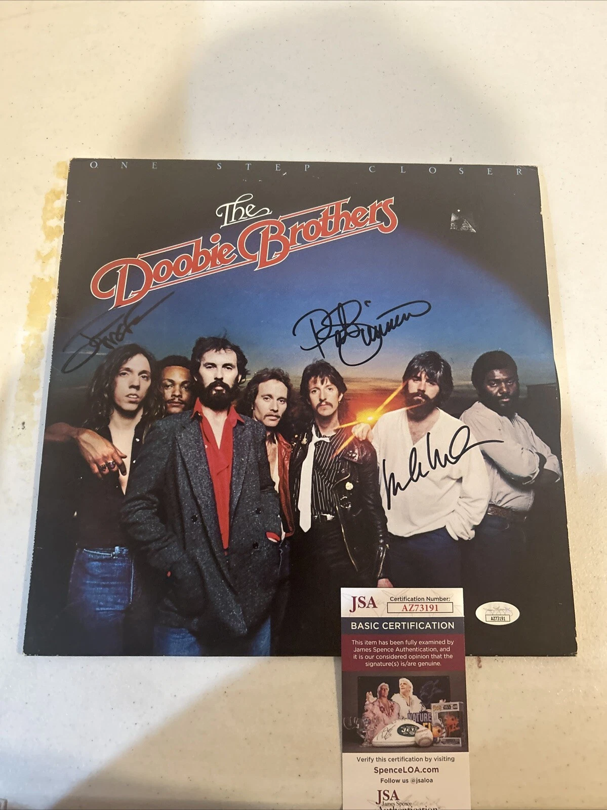 THE DOOBIE BROTHERS SIGNED AUTOGRAPH VINYL ALBUM JSA COA ONE STEP CLOSER RECORD