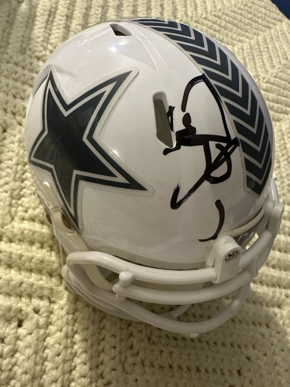 Jerry Jones Signed Salute To Service Dallas Cowboys Mini Helmet Autographed