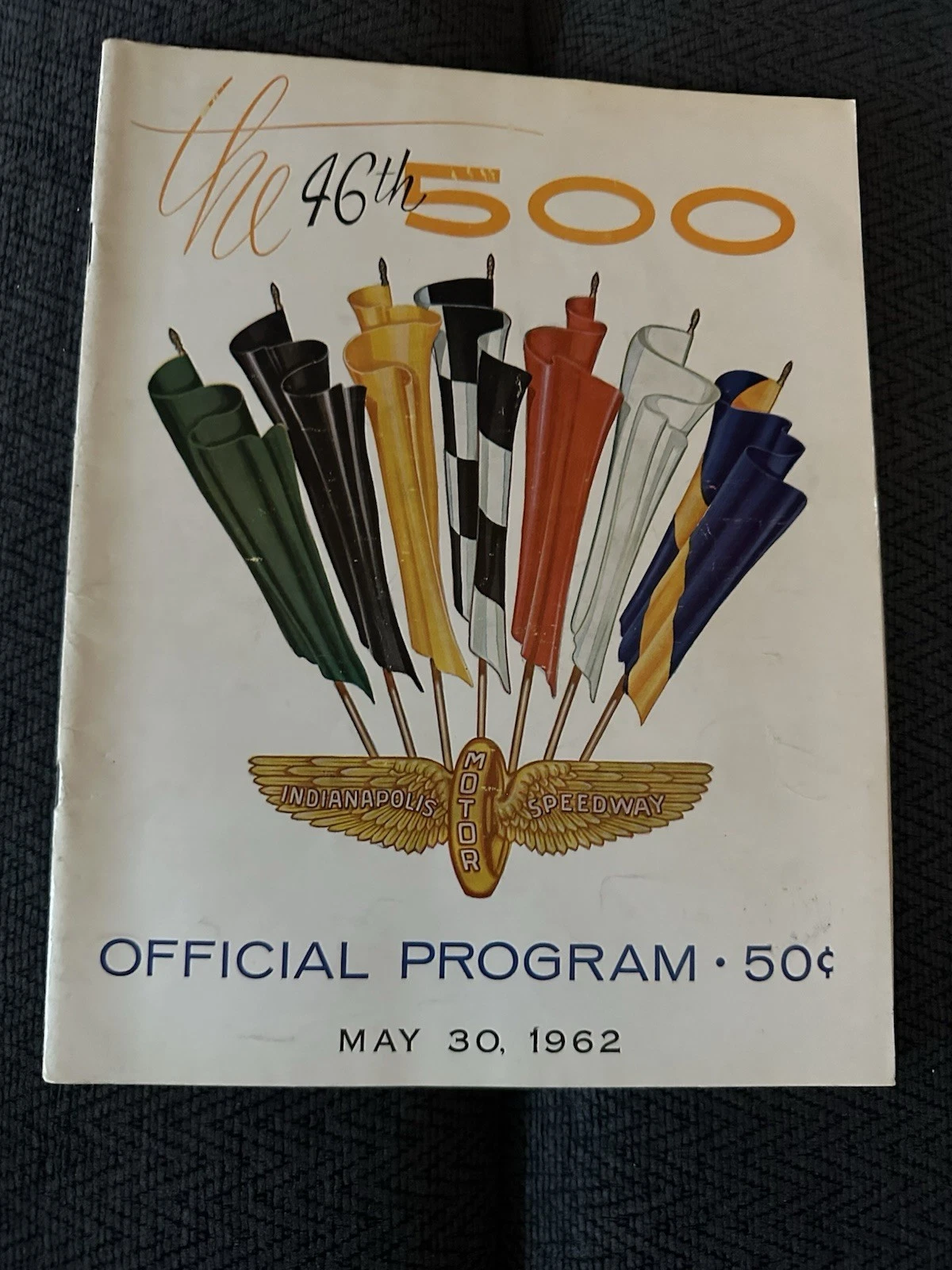 1962 INDY 500 PROGRAM WINNER RODGER WARD INDIANAPOLIS USED CONDITION COLLECTIBLE MEMORABILIA