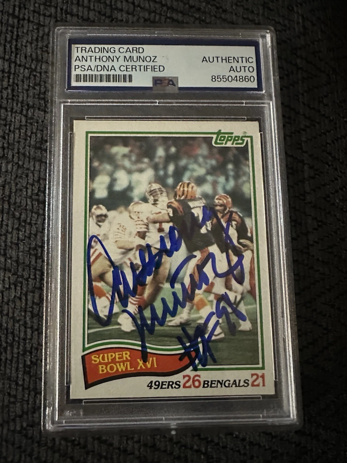 Anthony Munoz Signed 1982 Topps #9 Card PSA /DNA Slab COA RC