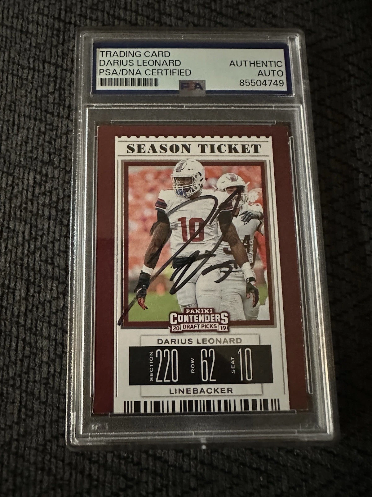 Darius Leonard Signed 2019 Panini Contenders Card #27 PSA /DNA Slab COA Rookie