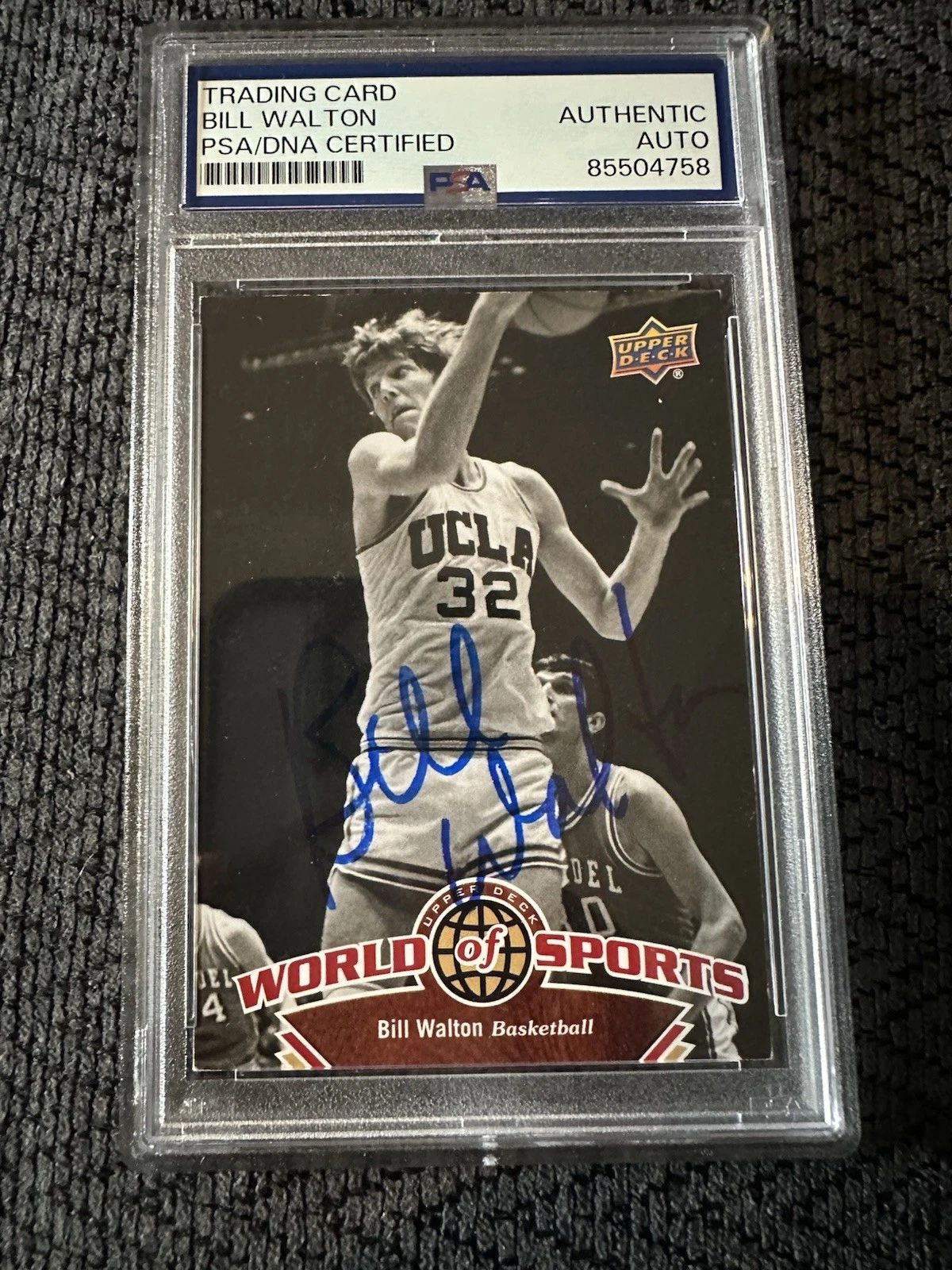 Bill Walton Signed 2010 UD World Of Sports Card #10 PSA /DNA Slab COA