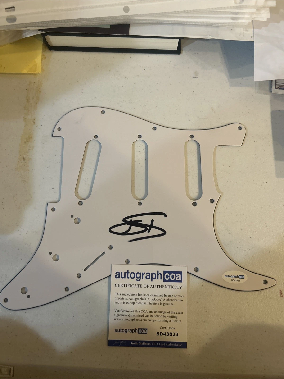 BRIAN KELLEY SIGNED AUTOGRAPH STRAT GUITAR PICKGUARD ACOA FGL COUNTRY
