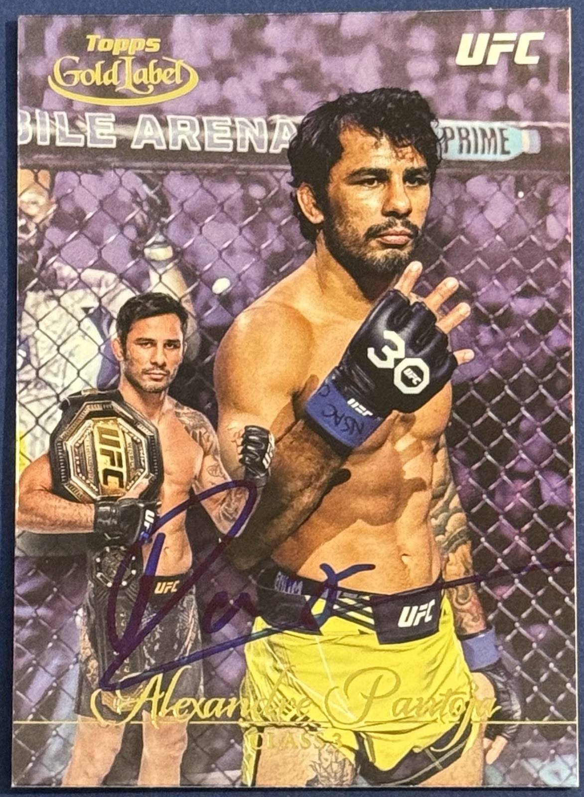 Alexandre Pantoja Signed 2024 Topps Gold Label UFC Card BAS Beckett COA