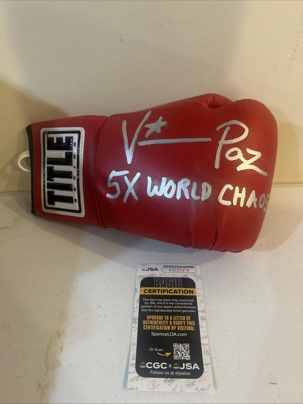 VINNY PAZ SIGNED AUTOGRAPH BOXING GLOVE JSA COA HOF BOXER CHAMPION