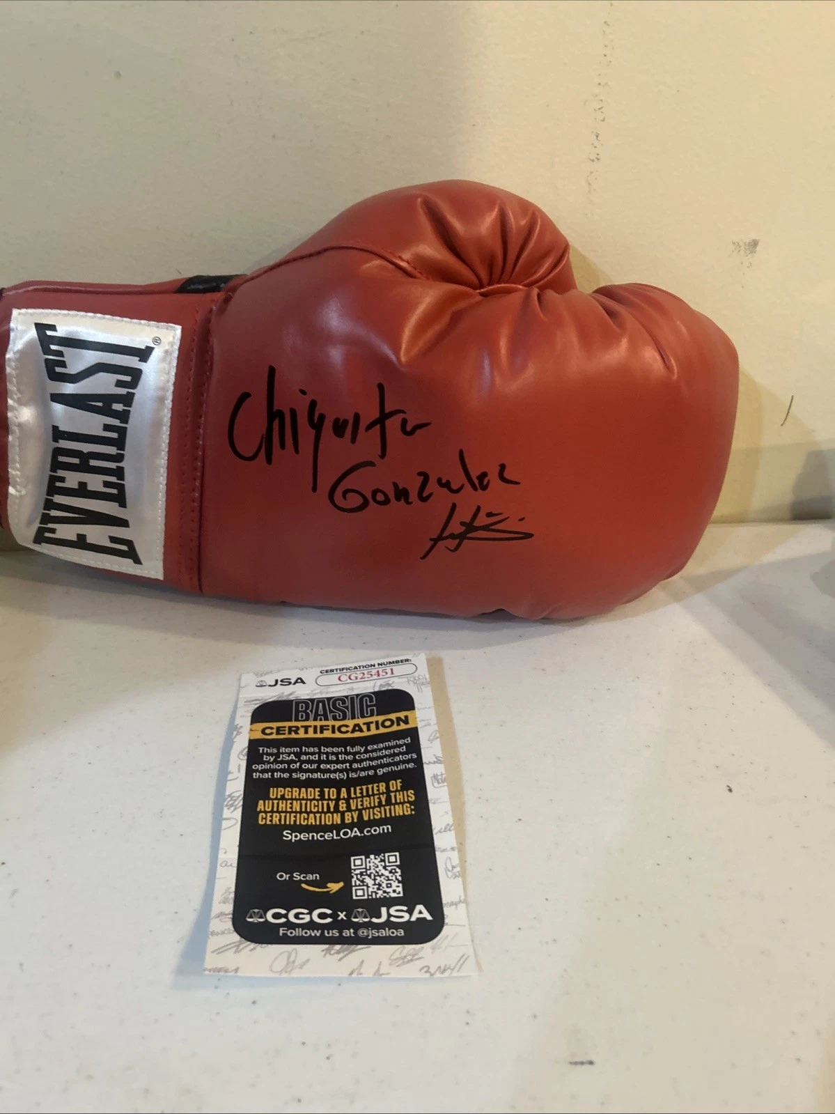 HUMBERTO CHIQUITA GONZALEZ SIGNED AUTOGRAPH EVERLAST BOXING GLOVE JSA COA HOF