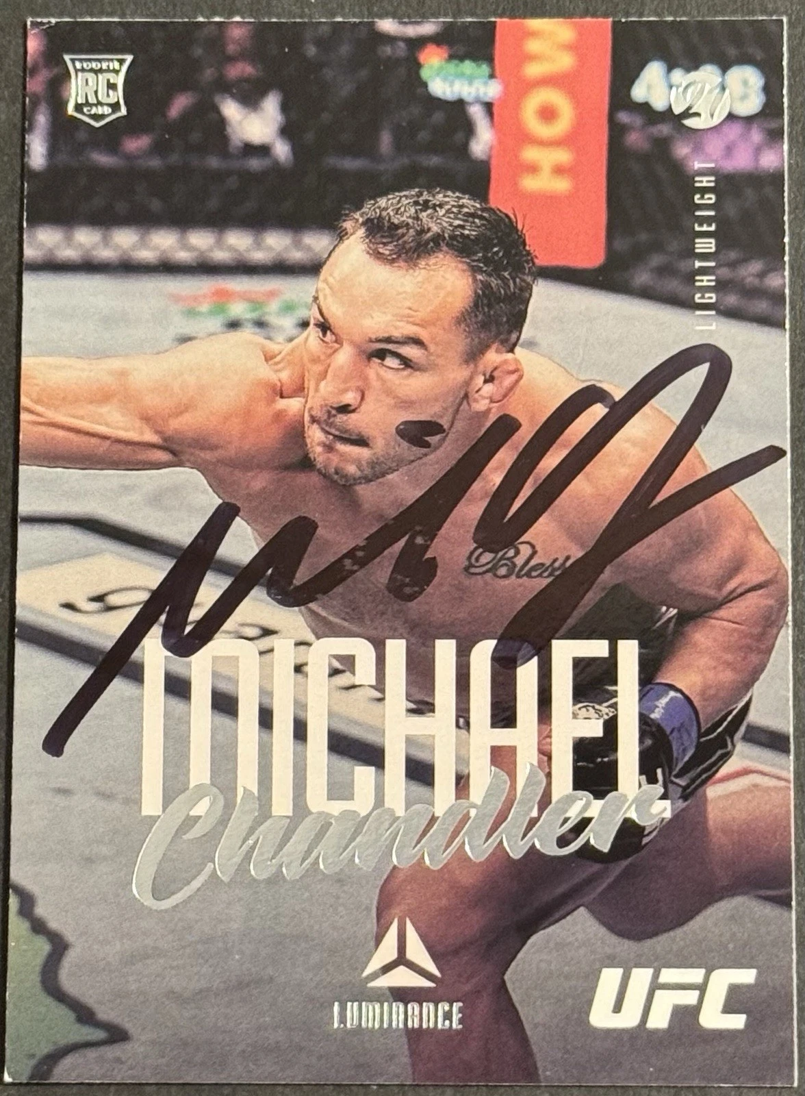 Michael Chandler Signed 2021 Chronicles Luminance Rookie Base UFC Card Beckett