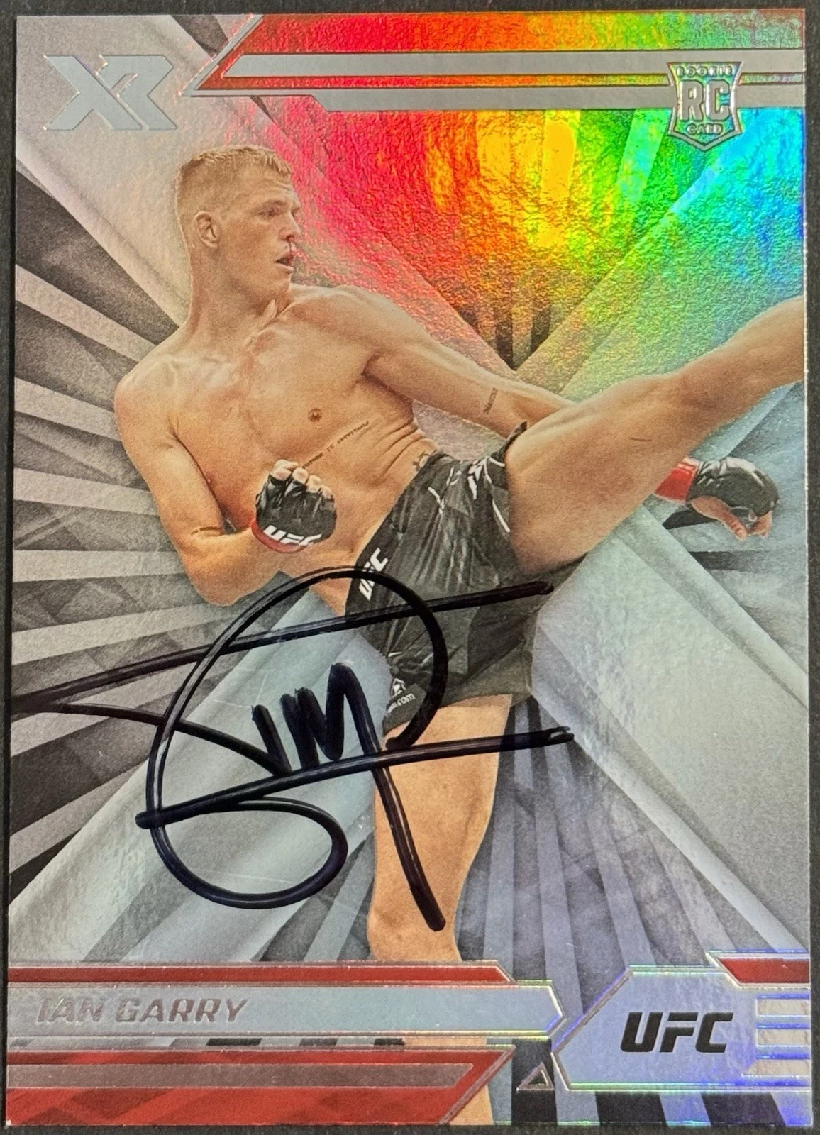 Ian Machado Garry Signed 2022 Chronicles XR UFC Rookie Card BAS Beckett On Card