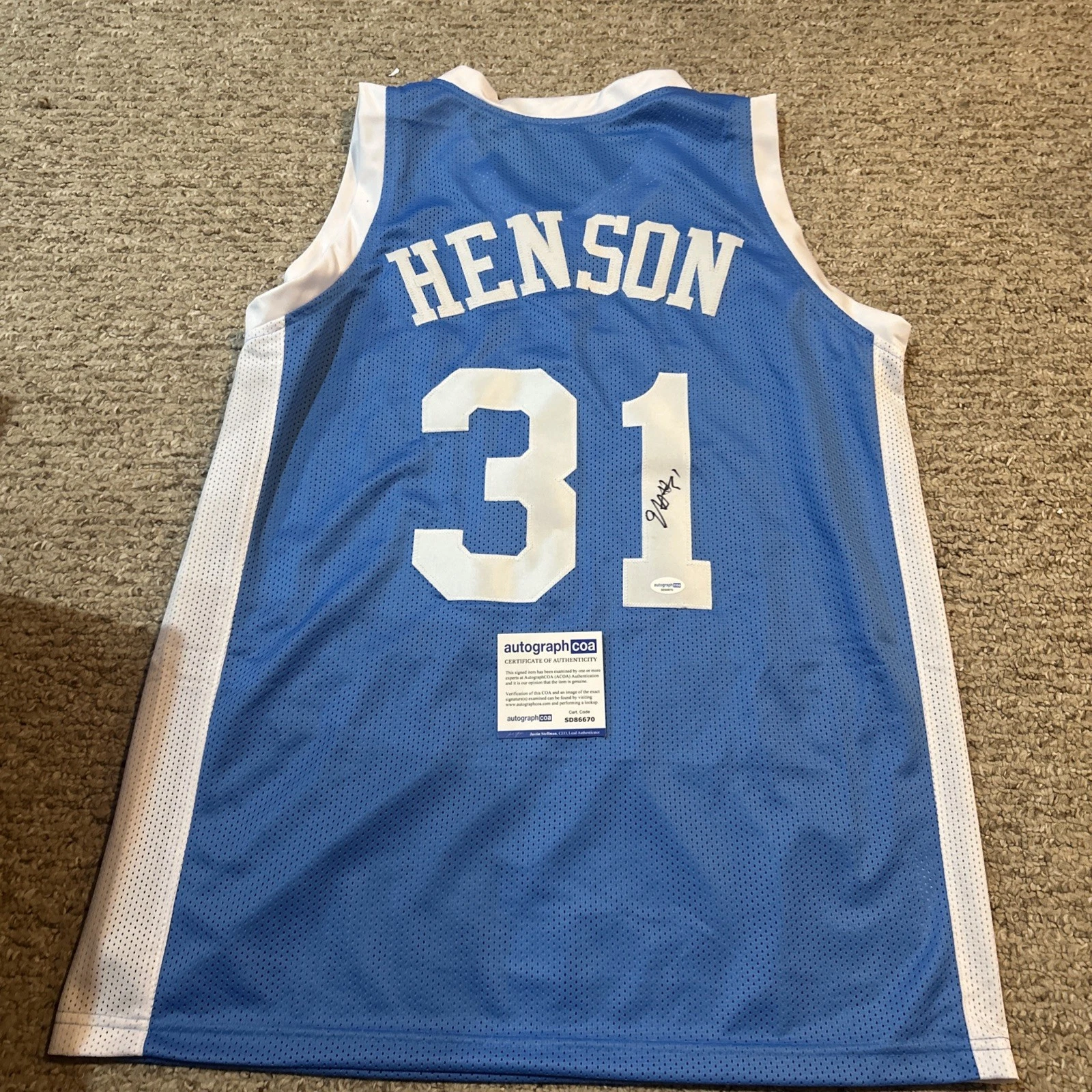 NORTH CAROLINA TAR HEELS- JOHN HENSON SIGNED AUTOGRAPH JERSEY ACOA BASKETBALL