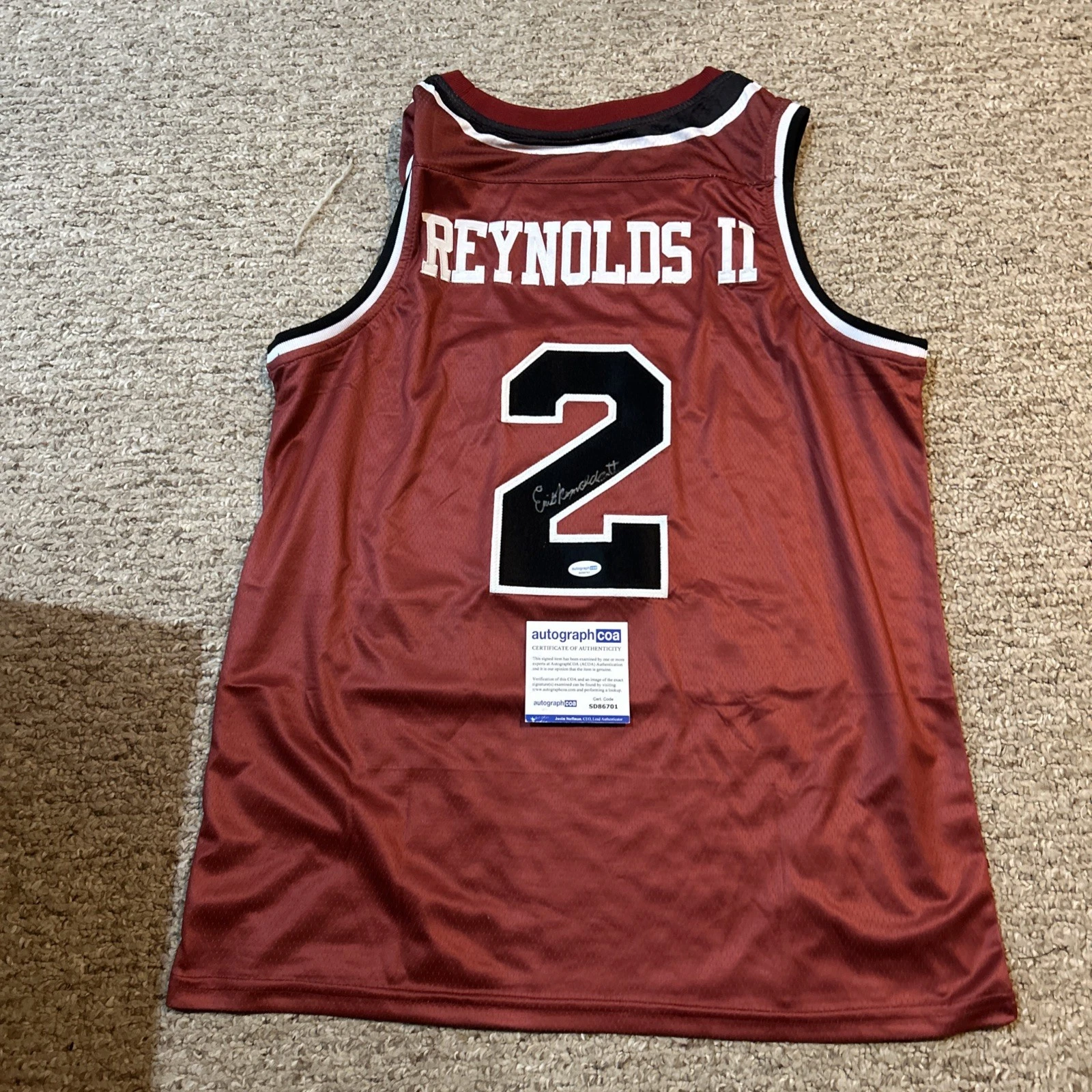 ST JOSEPHS HAWKS- ERIK REYNOLDS II SIGNED AUTOGRAPH JERSEY ACOA BASKETBALL
