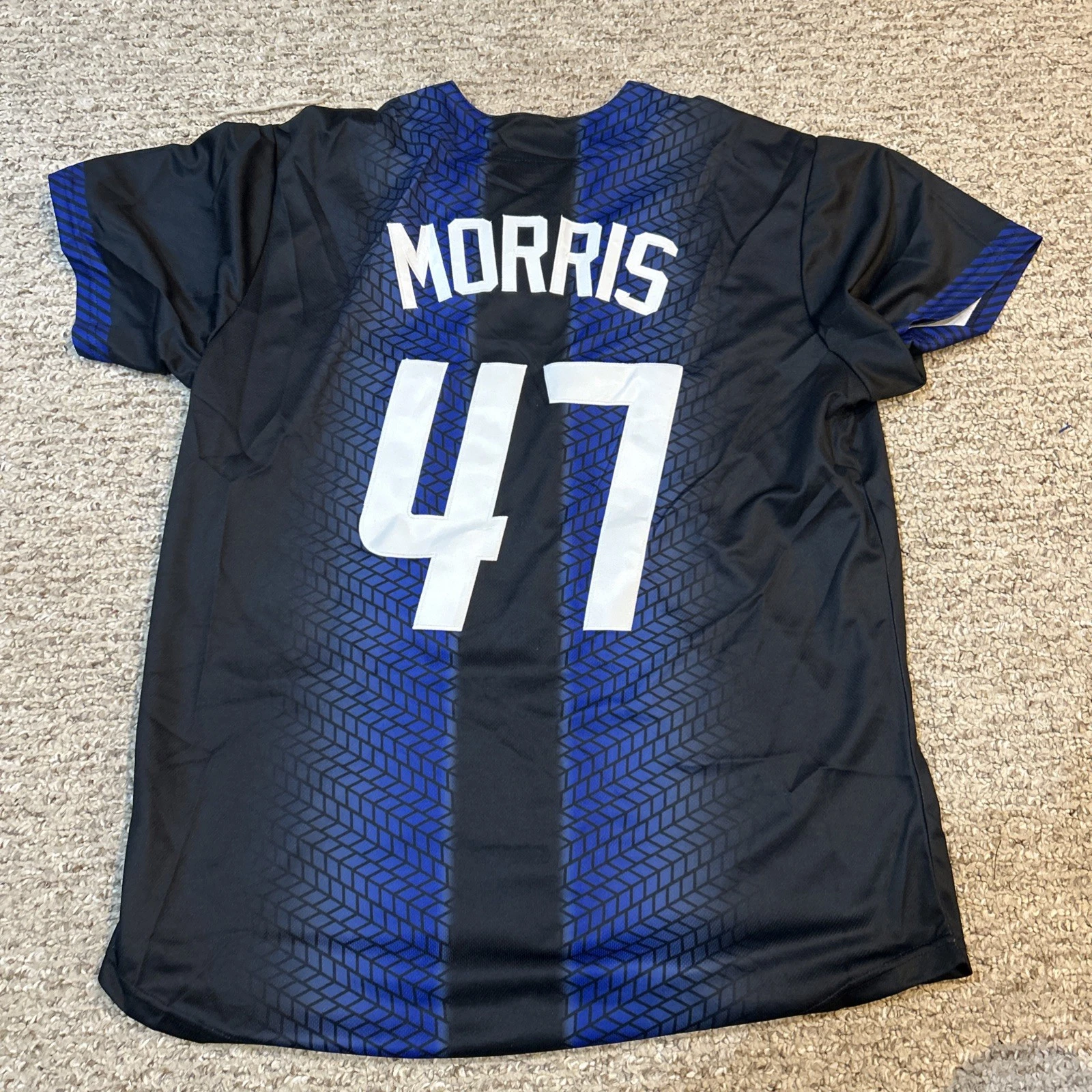 DETROIT TIGERS- JACK MORRIS SIZE LARGE L BASEBALL JERSEY NEVER WORN #47