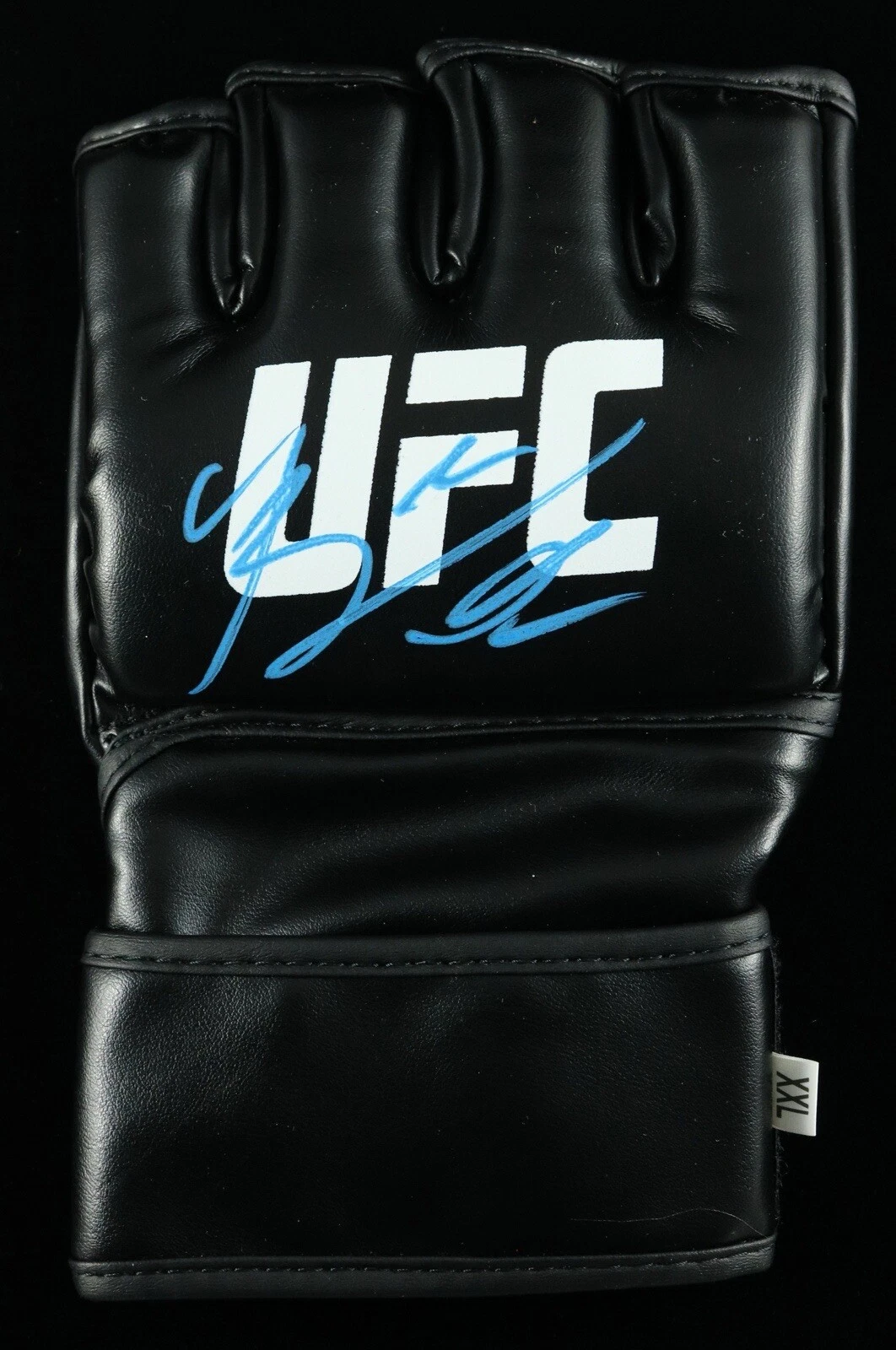 Brian Ortega Signed Autographed UFC Glove Psa/Dna Coa T-City