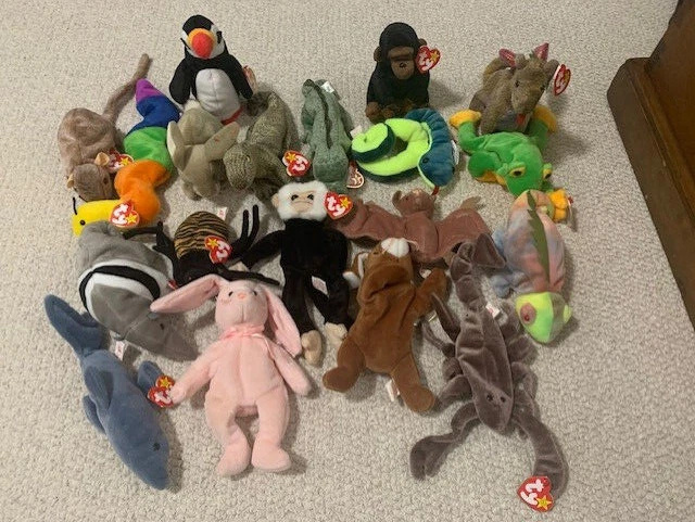 LOT OF 20 VINTAGE TY BEANIE BABIES FROM 1990's      19 WITH TAGS       GREAT LOT