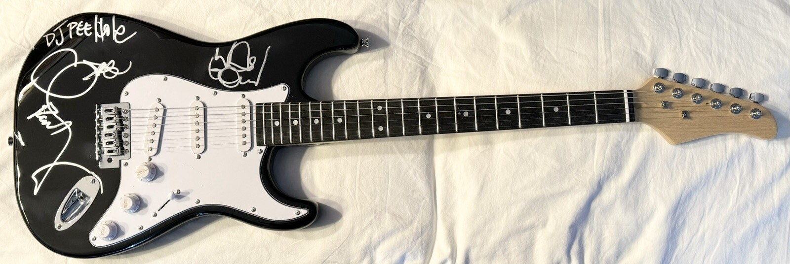 Limp Bizkit Signed Autographed Guitar On Body PSA/DNA COA All 5 Members Nookie