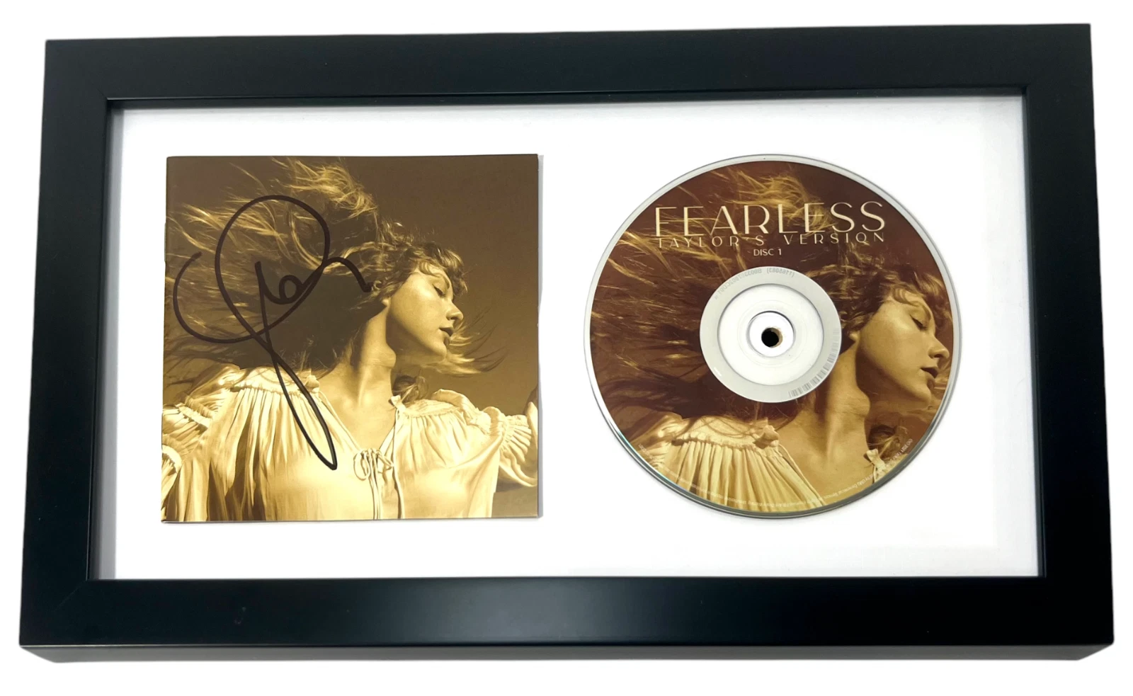 TAYLOR SWIFT Signed FEARLESS TAYLOR'S VERSION Framed CD Autograph Display ACOA