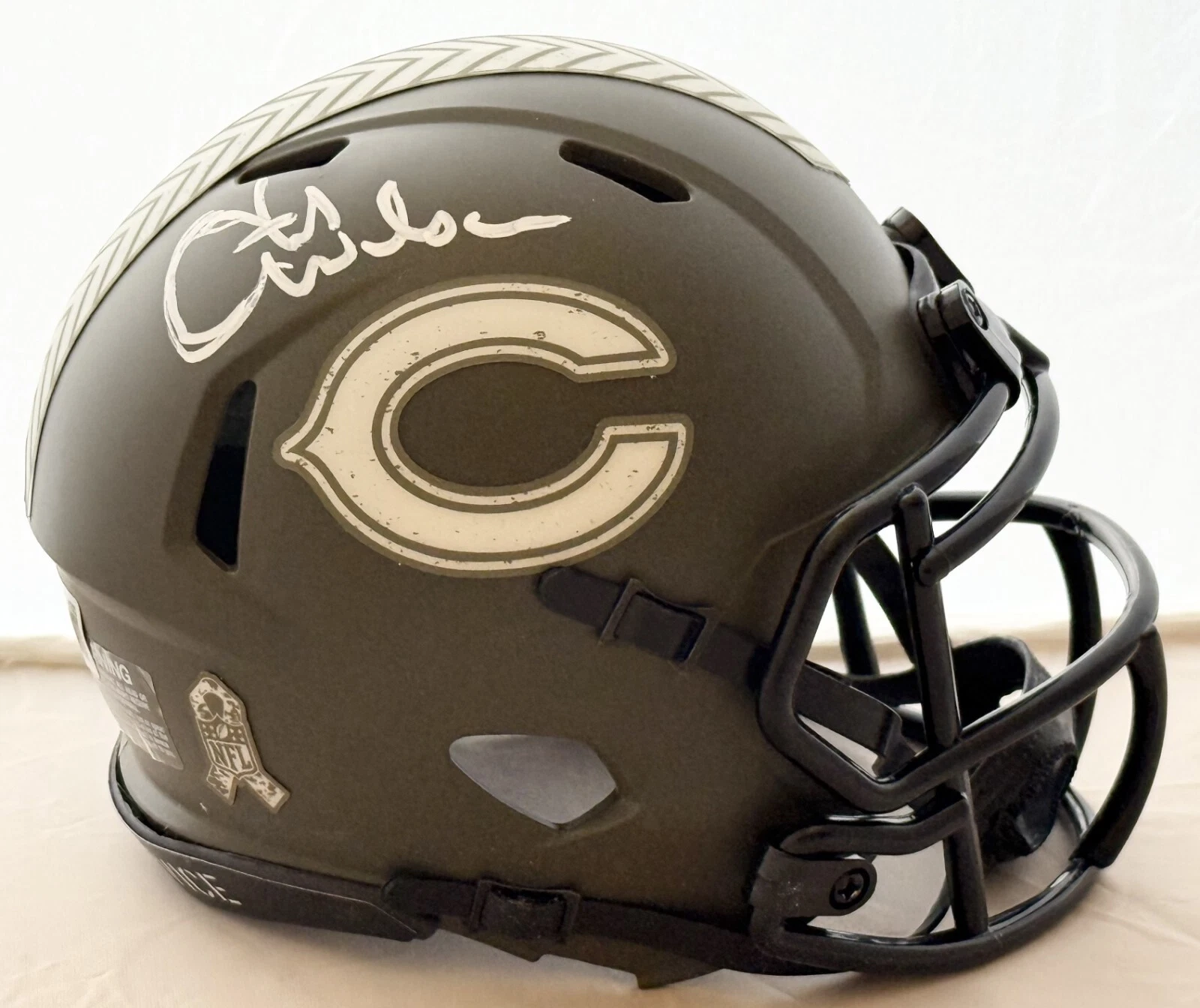 Otis Wilson signed Chicago Bears Salute To Service mini helmet Beckett Witnessed