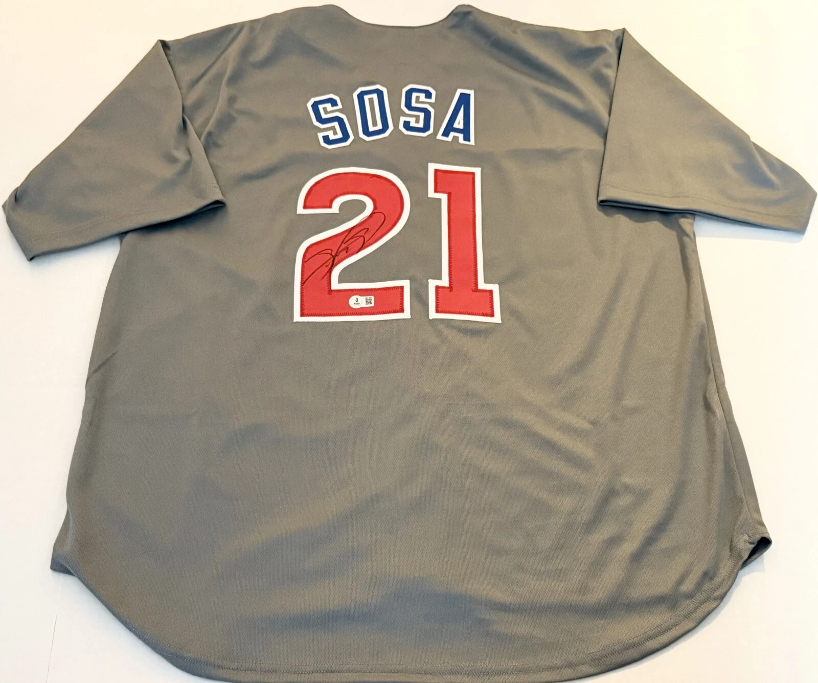 Sammy Sosa Chicago Cubs signed Custom jersey autographed #2 Beckett Witnessed