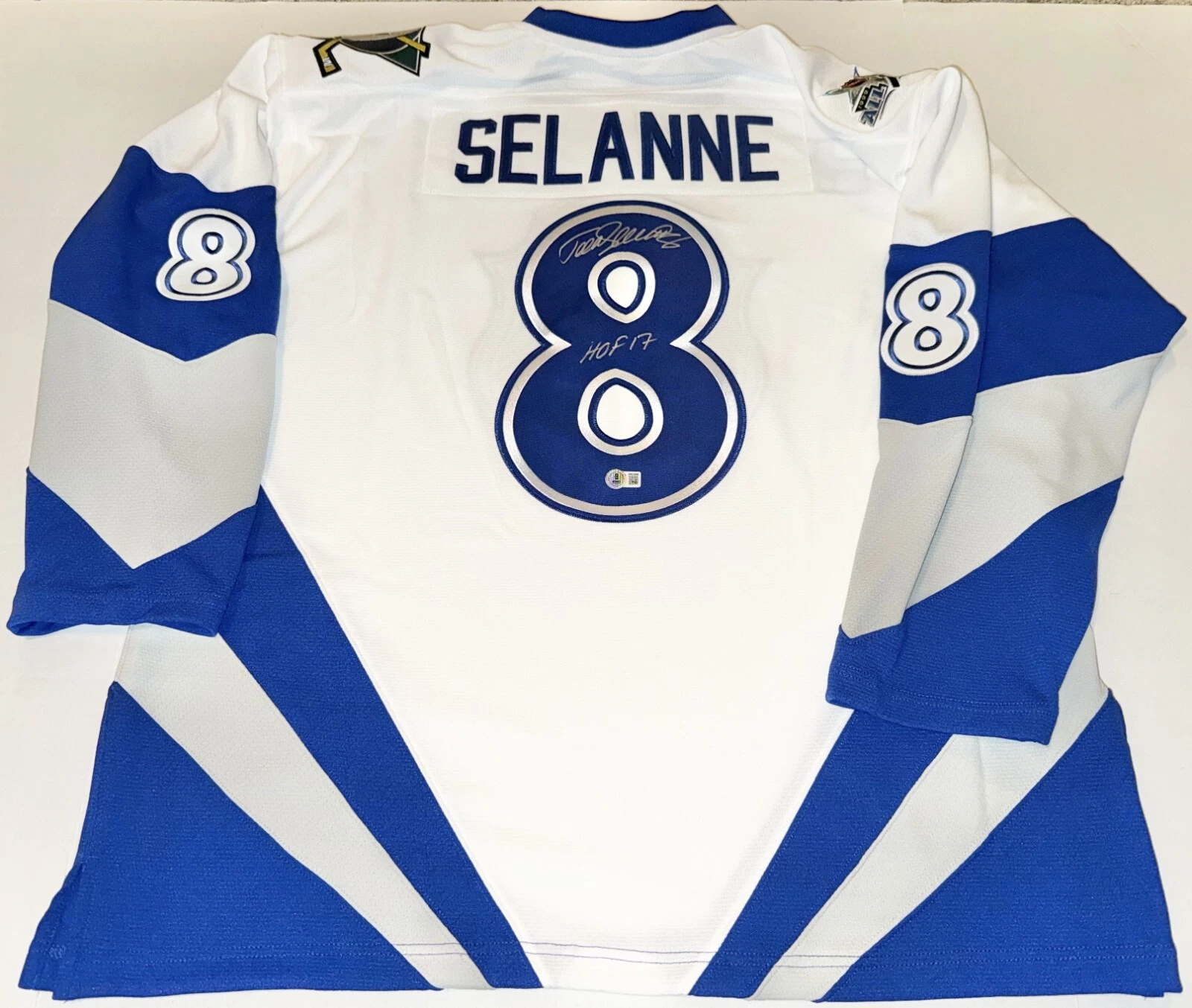 Teemu Selanne Ducks signed Mitchell & Ness All Star jersey Beckett Witnessed