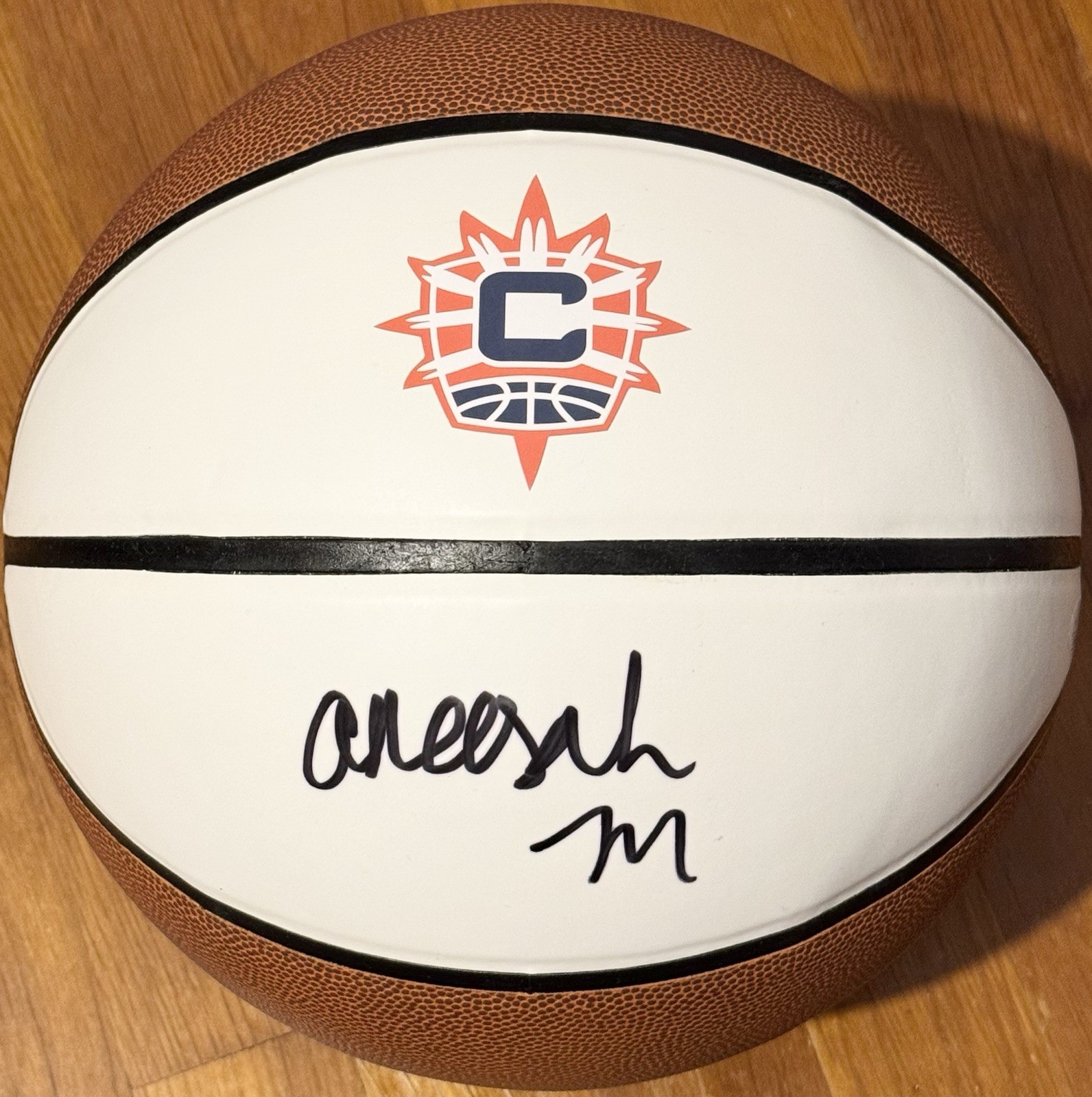 Aneesah Morrow Signed Autographed Connecticut Sun Logo Basketball JSA COA