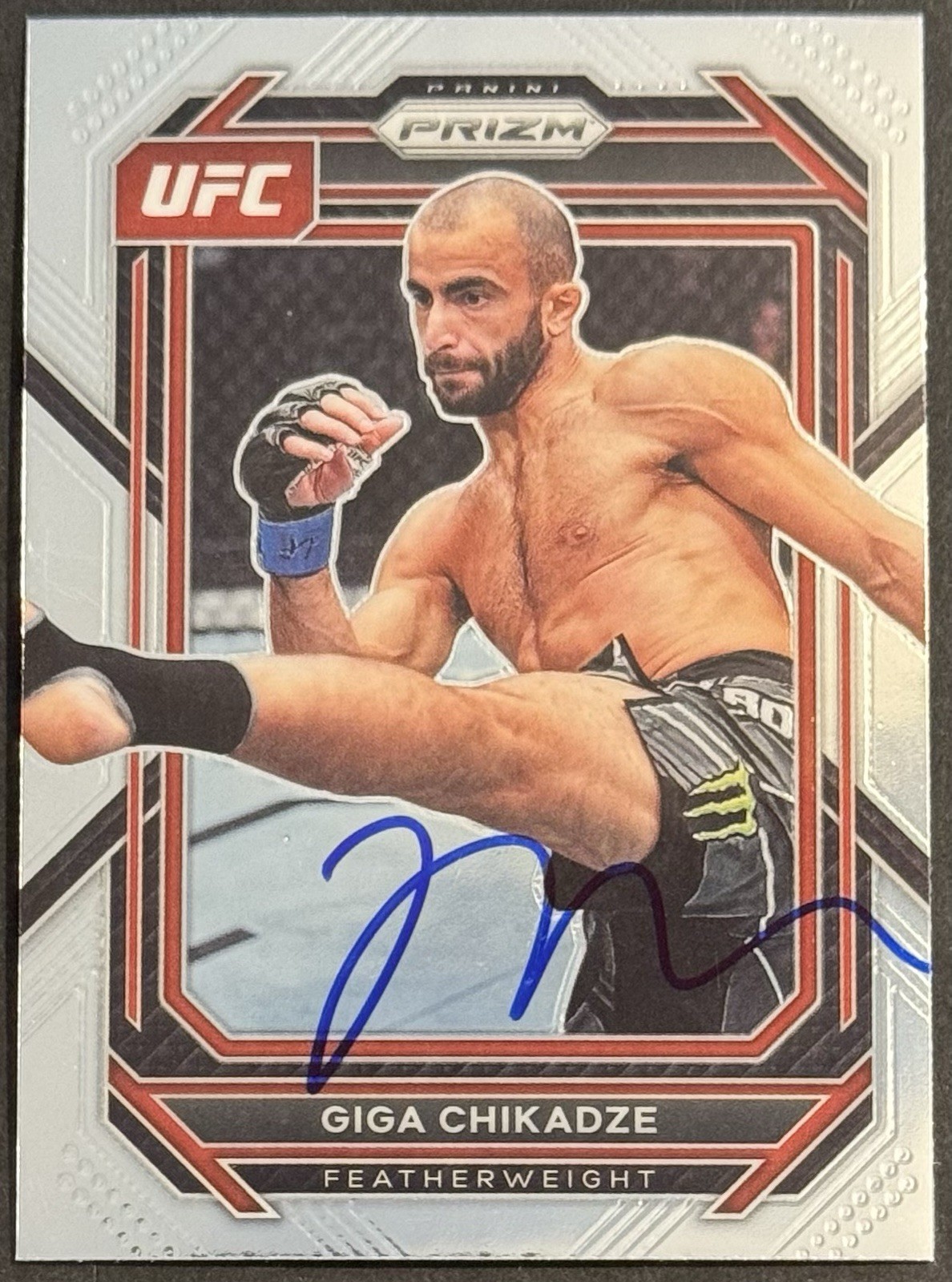 Giga Chikadze Signed 2023 Panini Prizm UFC Card BAS Beckett On Card