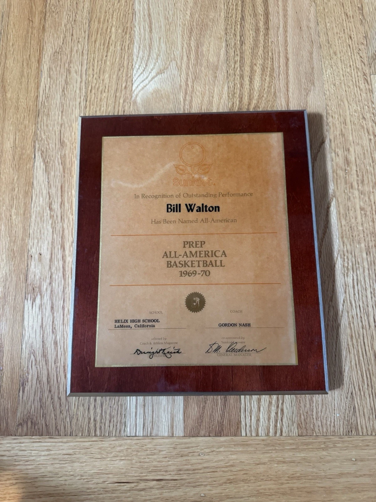 Rare 1969-70 Bill Walton High School Basketball All American Award UCLA Blazers