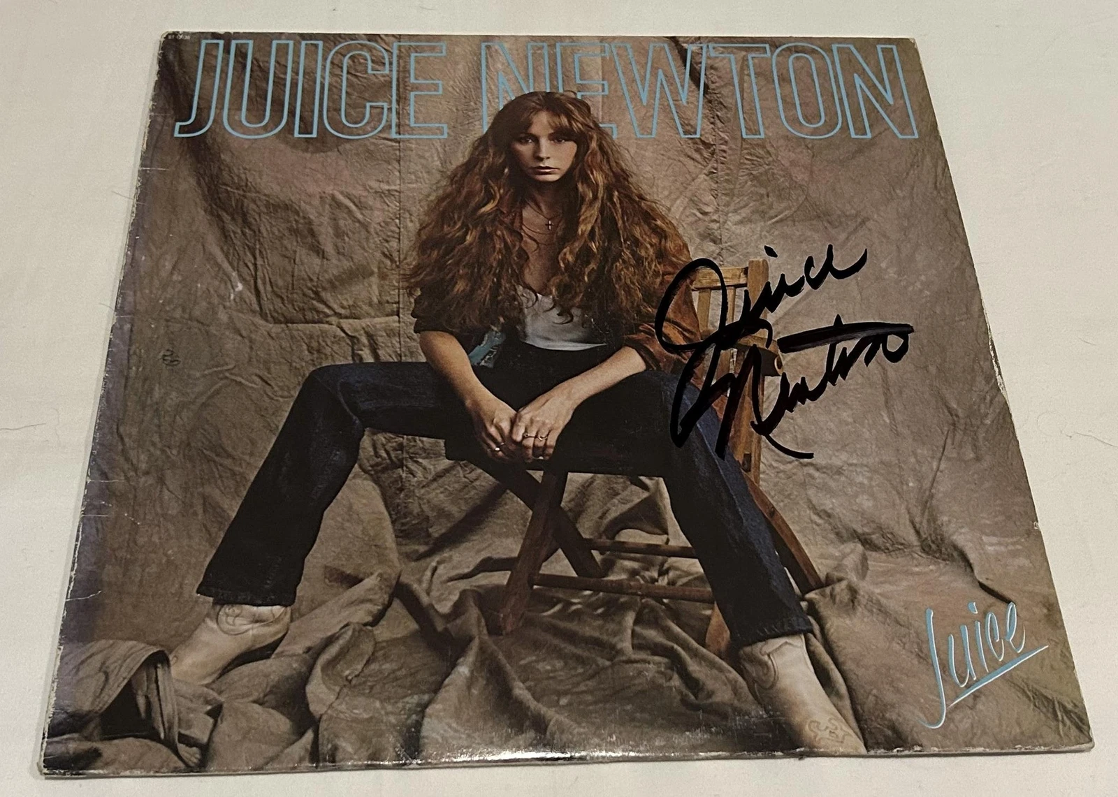 JUICE NEWTON SIGNED JUICE VINYL RECORD JSA