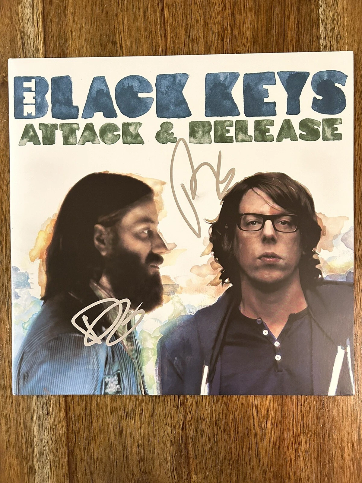 ‘The Black Keys’ Signed ‘Attack & Release’ Vinyl Album RARE Dan Auerbach