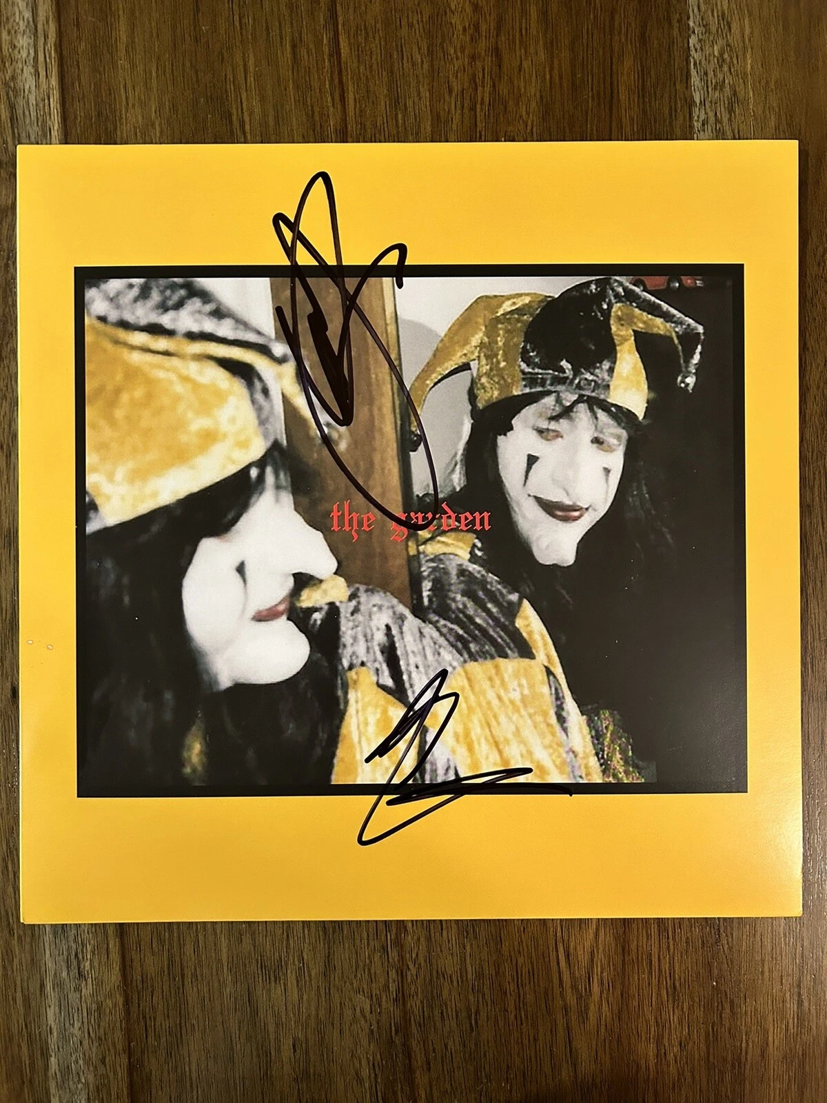 ‘The Garden’ Band Signed Vinyl Album ‘Mirror Might Steal Your Charm’ Beckett
