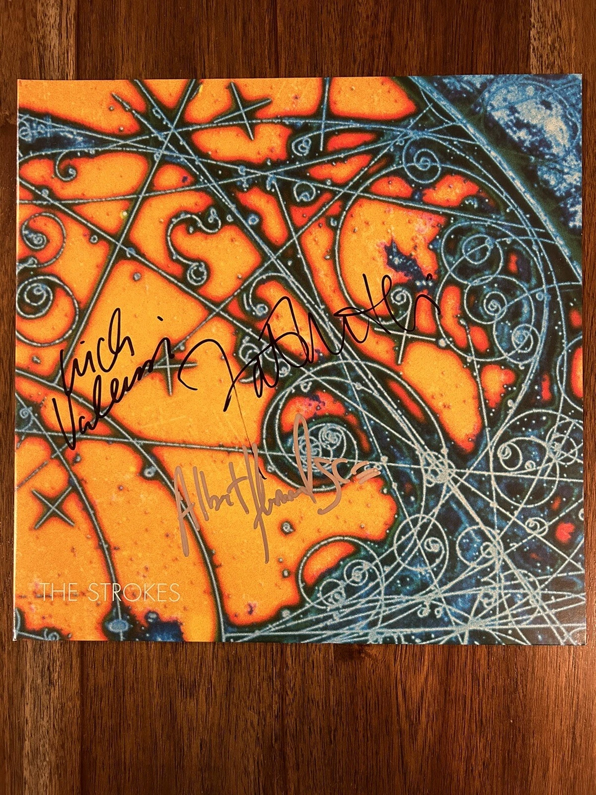 ‘The Strokes’ Band Signed Vinyl Album ‘Is This It’ Albert, Fabrizio & Nick