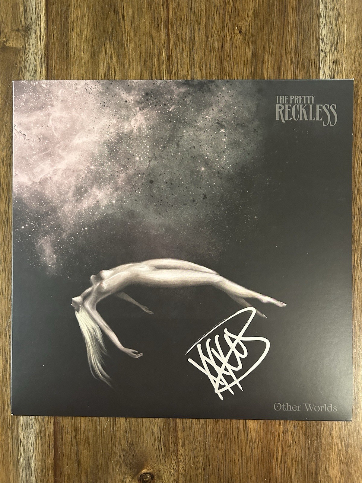 Taylor Momsen The Pretty Reckless Signed ‘Other Worlds’ Vinyl Album Beckett