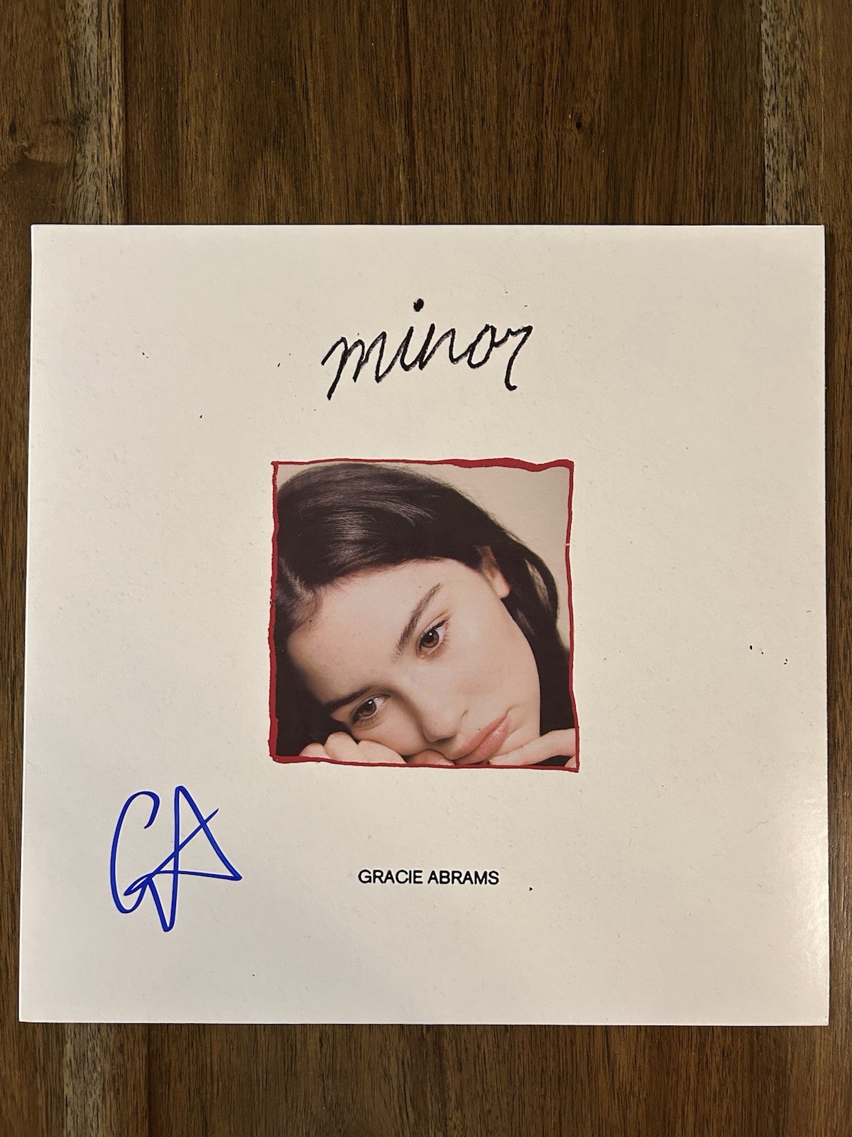 Gracie Abrams ‘Minor’ Signed Vinyl Album Beckett Certified Pop Music Star